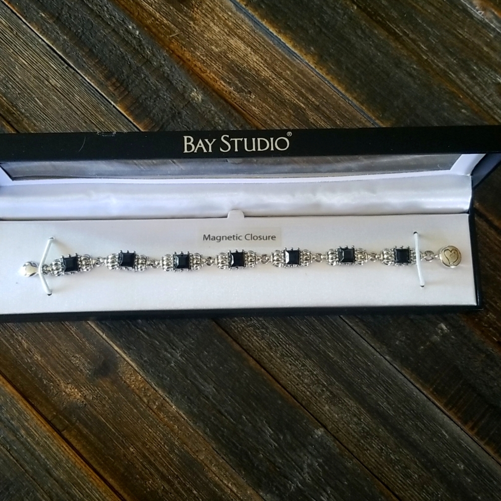 Bay studio bracelet